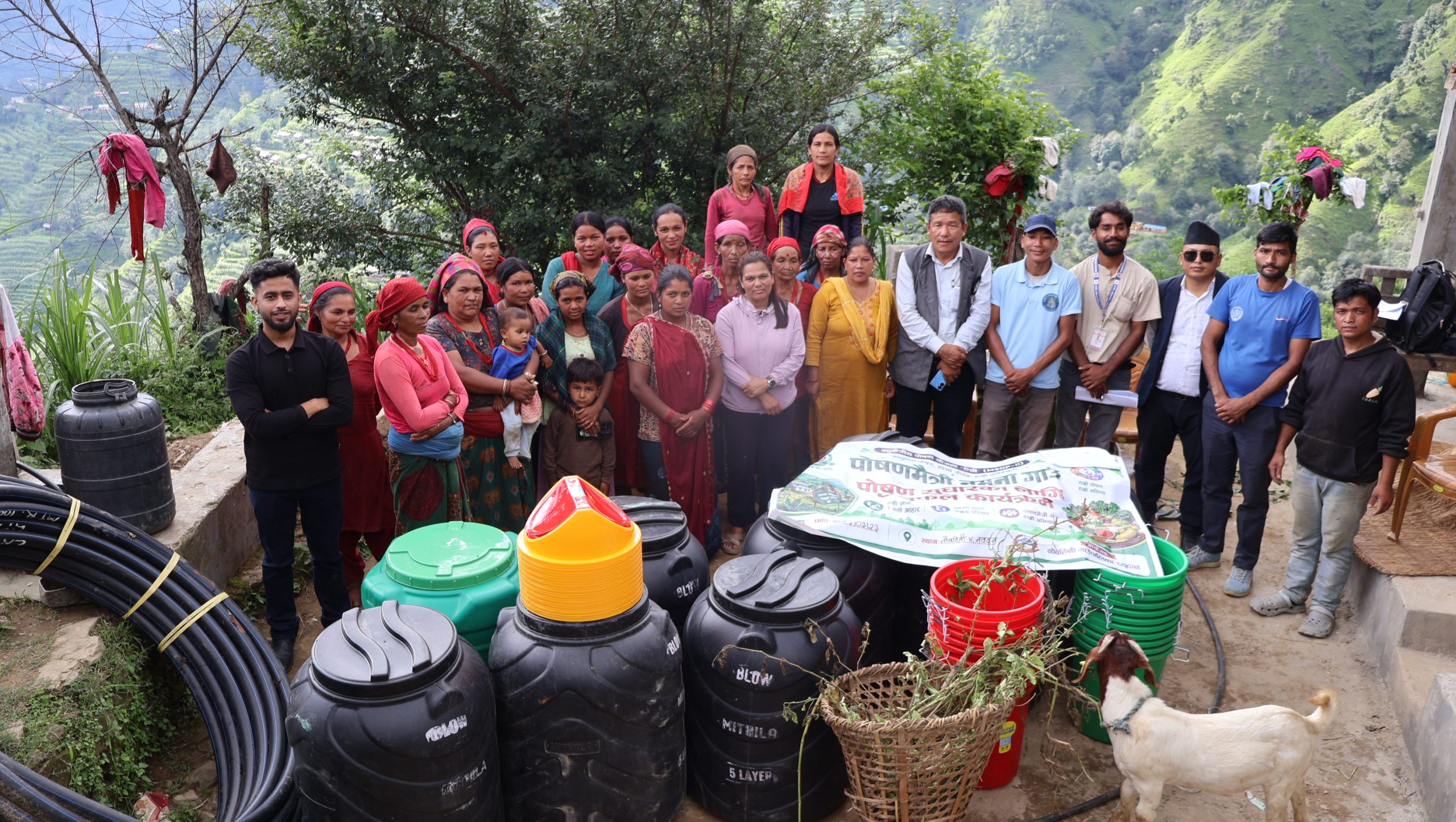 नववनलाई पोषणमैत्री नमुना गाउँ निर्माण गर्ने: कृषि तथा पशुपालन सामग्री हस्तान्तरण